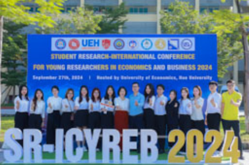 HAY88 - Trang Cá Độ Bóng Đá Uy Tín Nhất Việt Nam 2026 tham dự Hội thảo Quốc tế Game nổi bật Hay88.com Hay888666.com link đăng nhập Các trường Hay88 nhận giấy phép hoạt động từ cơ quan PAGCOR (Philippines Amusement and Gaming Corporation) Kinh tế và Kinh doanh (SR-ICYREB 2024)