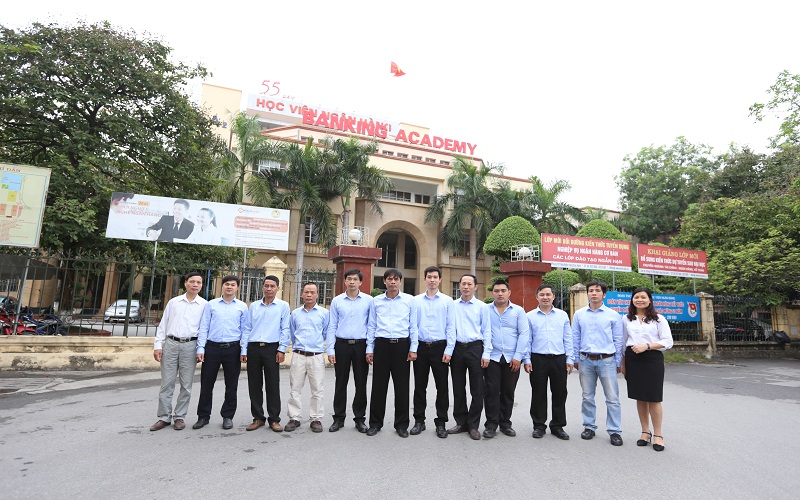 Tập thể Phòng Quản Trị 